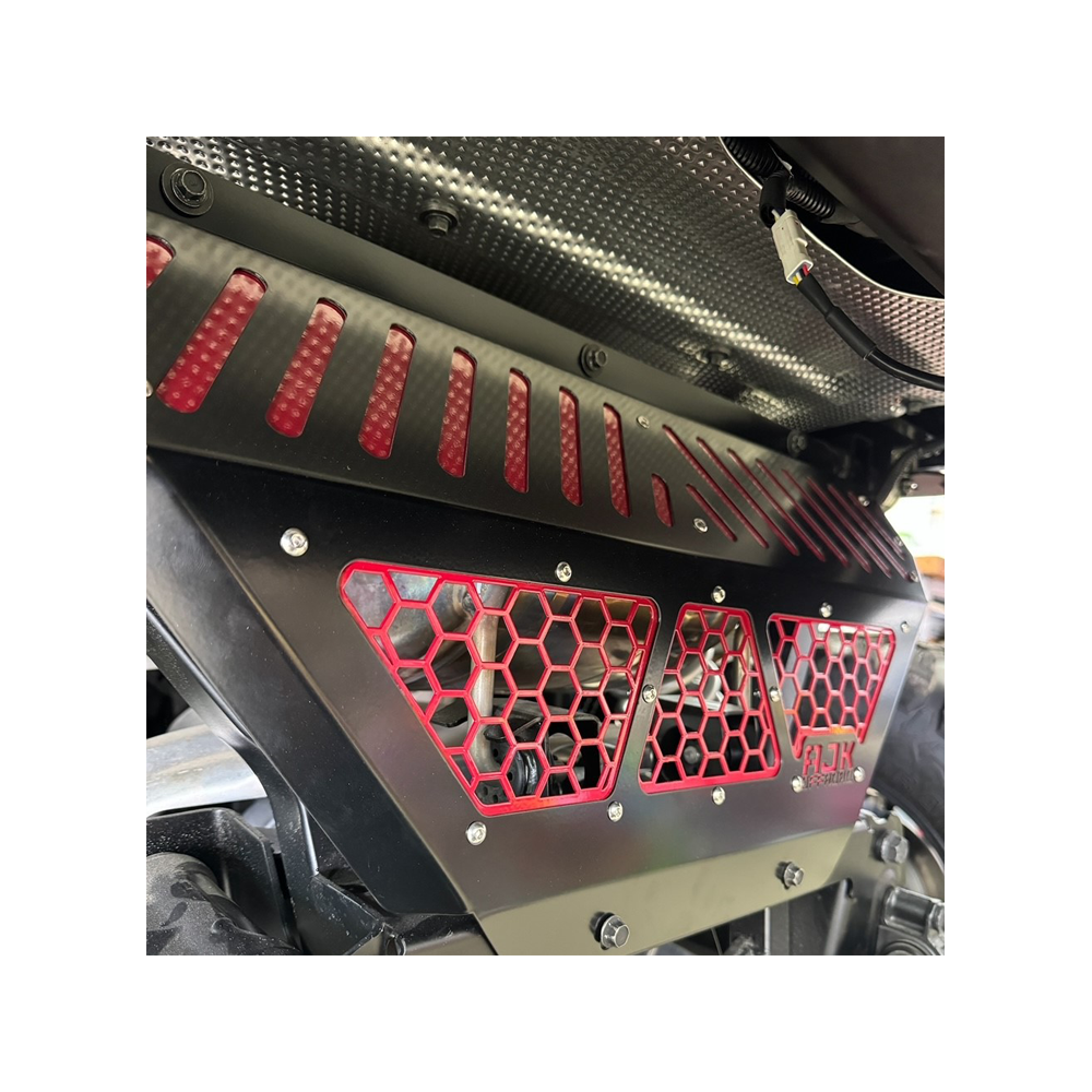 Polaris Ranger 1500XD Exhaust cover